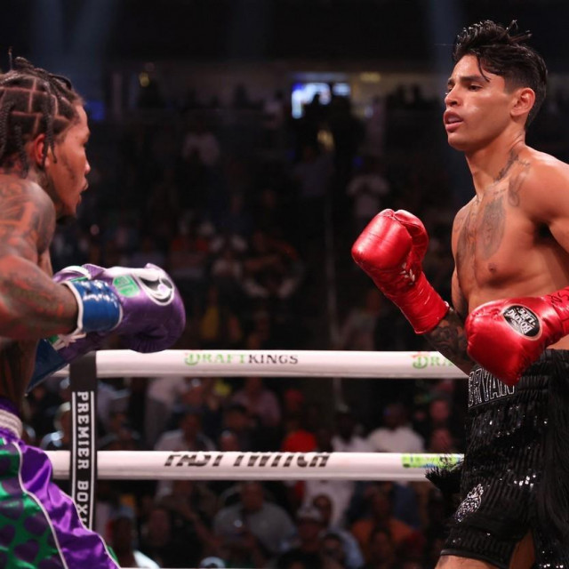 &lt;p&gt;LAS VEGAS, NEVADA - APRIL 22: Ryan Garcia in the black trunks exchanges punches with Gervonta Davis in the green and purple trunks during their catchweight bout at T-Mobile Arena on April 22, 2023 in Las Vegas, Nevada. Al Bello,Image: 771269103, License: Rights-managed, Restrictions:, Model Release: no, Credit line: AL BELLO/Getty images/Profimedia&lt;/p&gt;