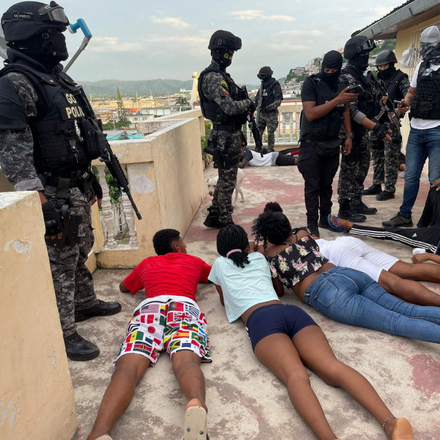 Vojnici i policija u akciji u Ekvadoru