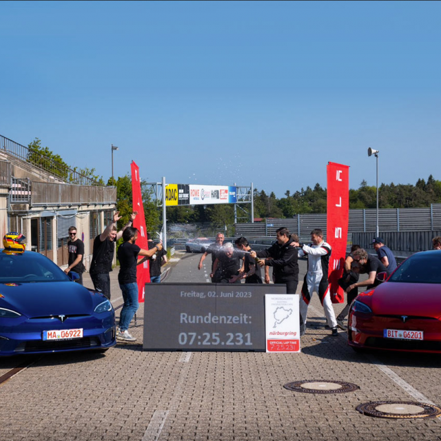 &lt;p&gt;Tesla Model S Plaid na Nurburgringu&lt;/p&gt;