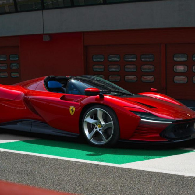 &lt;p&gt;Ferrari Daytona SP3&lt;/p&gt;