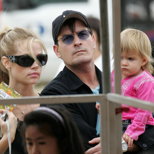 &lt;p&gt;Charlie Sheen i Denise Richards s kćerkicom Sam&lt;/p&gt;