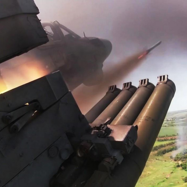 &lt;p&gt;Ruski helikopter Kamov Ka-52 napada ukrajinske položaje (arhivska fotografija)&lt;/p&gt;