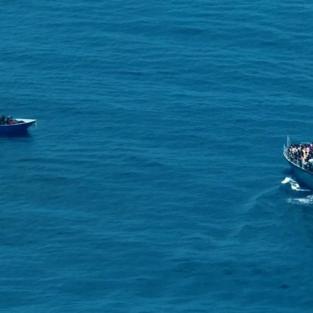&lt;p&gt;Migranstki brod na Mediteranu&lt;/p&gt;