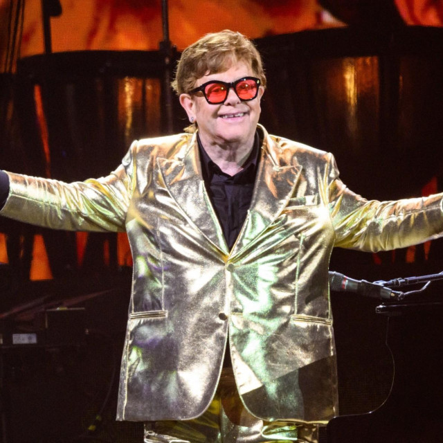 Elton John, Glastonbury Festival