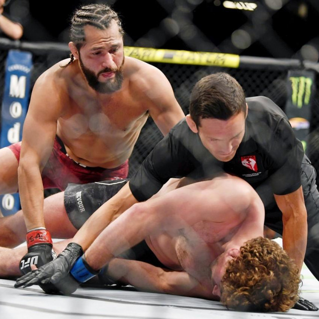 &lt;p&gt;Jul 6, 2019; Las Vegas, NV, USA; Jorge Masvidal (red gloves) punches Ben Askren (blue gloves) as referee Jason Herzog stops the fight at T-Mobile Arena. Jorge Masvidal set a new record for the fastest knockout in UFC history with five seconds.,Image: 455070513, License: Rights-managed, Restrictions: *** World Rights ***, Model Release: no, Credit line: USA TODAY Network/ddp USA/Profimedia&lt;/p&gt;