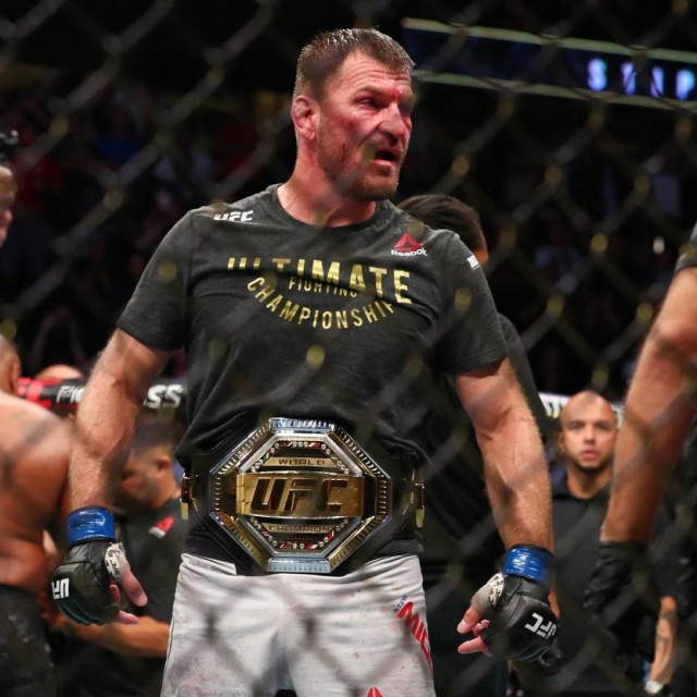 ANAHEIM, CALIFORNIA - AUGUST 17: Stipe Miocic celebrates his win over Daniel Cormier after their UFC Heavyweight Title Bout at UFC 241 at Honda Center on August 17, 2019 in Anaheim, California. Joe Scarnici,Image: 465930257, License: Rights-managed, Restrictions:, Model Release: no, Credit line: Joe Scarnici/Getty images/Profimedia