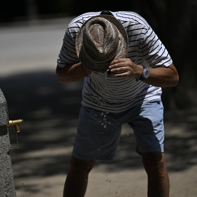 Više od 60.000 ljudi umrlo je u Europi prošle godine od posljedica vrućine. Strahuje se da bi ovaj toplinski val mogao odnijeti mnogo više života ovog ljeta