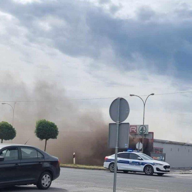 Požar u supermarketu Spar u Grubišnom Polju