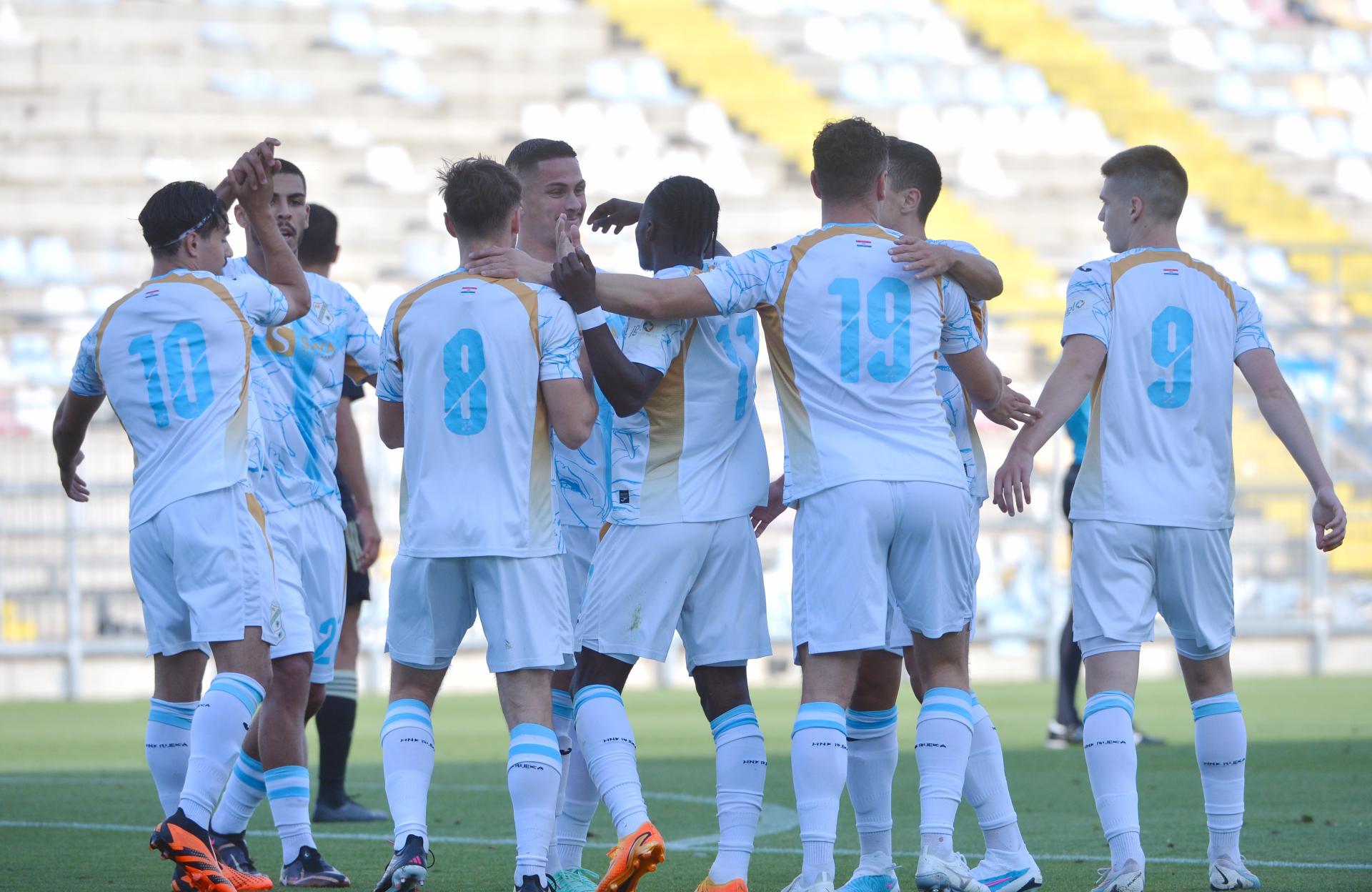 Rijeka - Slaven Belupo 2-1 (Prince Ampem, Banda / Mioč): Frigan ni