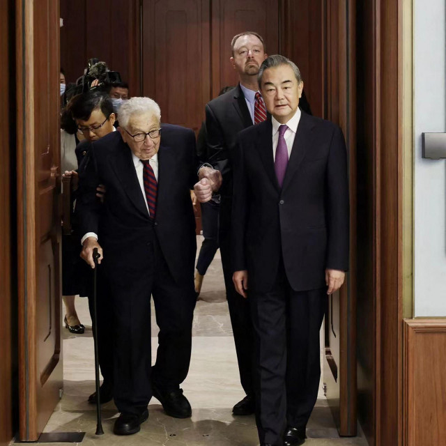 Wang Yi i Henry Kissinger