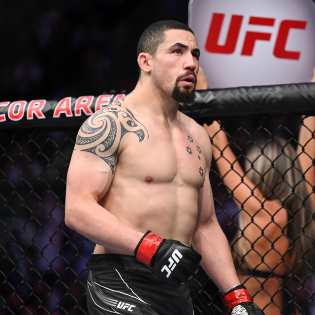 Sep 3, 2022; Paris, FRANCE; Robert Whittaker (red gloves) before his fight against Marvin Vettori (blue gloves) during UFC Fight Night at Accor Arena.,Image: 719251723, License: Rights-managed, Restrictions: *** World Rights ***, Model Release: no, Credit line: USA TODAY Network/ddp USA/Profimedia