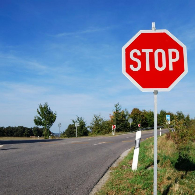 Znak Stop (ilustracija)