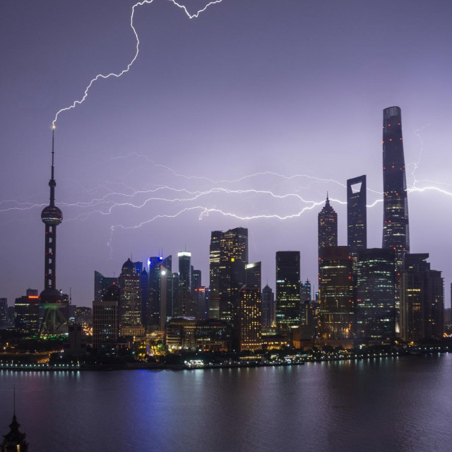 Oluja nad Šangajom, ilustracija