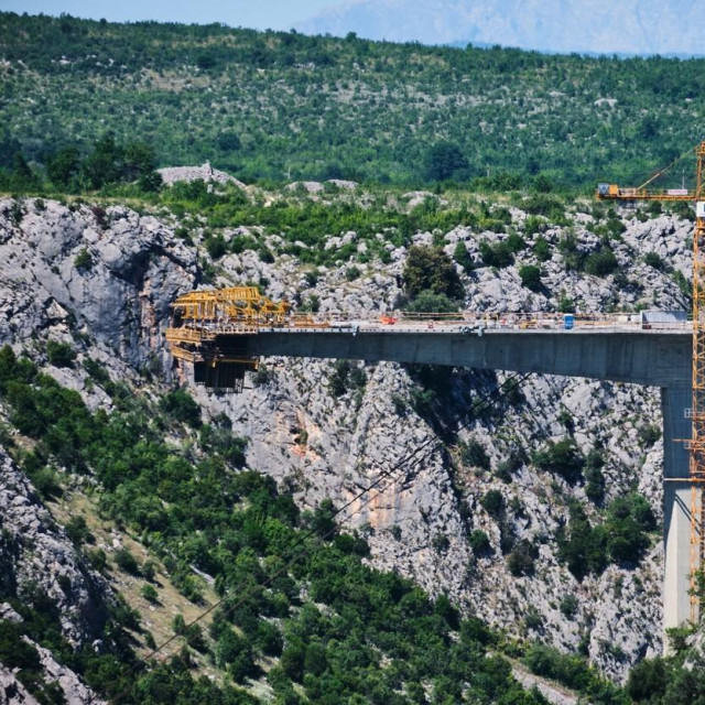 &lt;p&gt;Most kod mjesta Počitelj u BiH na početku gradnje&lt;/p&gt;