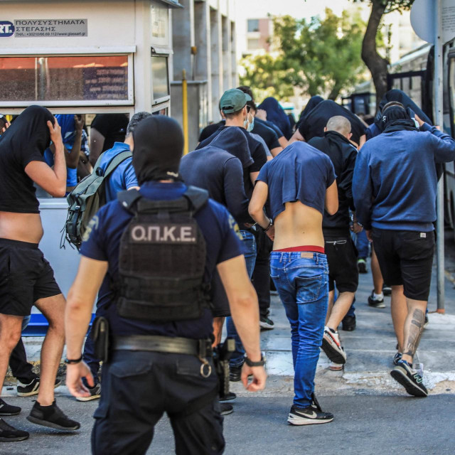 Uhićeni zagrebački huligani 