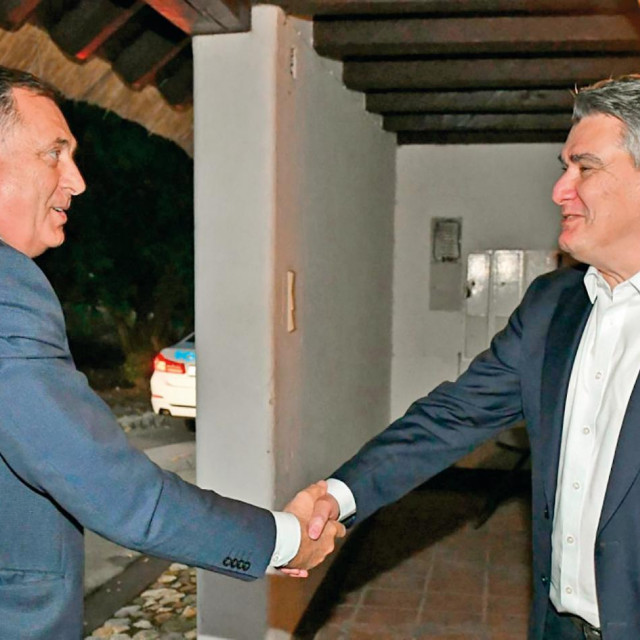 Nakon ”radnog sastanka” predsjednika Milanovića i čelnika RS-a Dodika premijer Plenković izjavio je da ”nije normalno” što predsjednik o tom posjetu nije obavijestio javnost