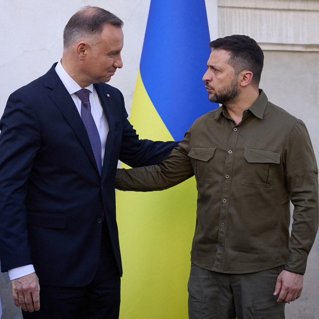 Uzavrele strasti pokušao je smiriti predsjednik Zelenski, napisavši da Ukrajina cijeni potporu Poljske, koja je zajedno s Kijevom ”postala pravi štit Europe”