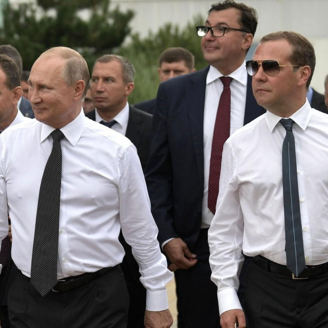 Vladimit Putin i Dmitri Medvedev