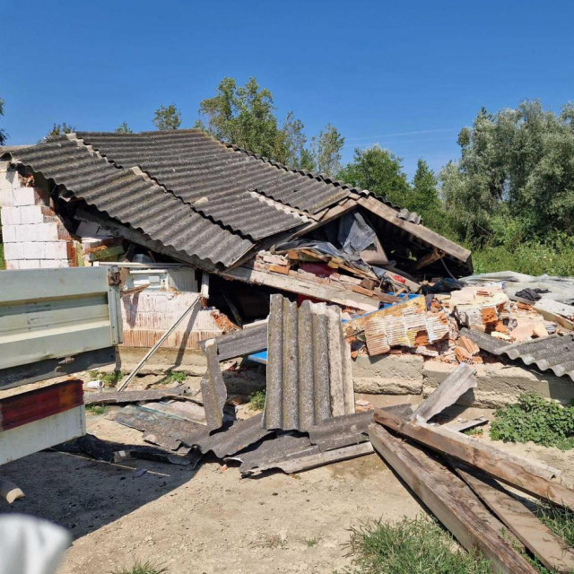 Romima su srušene kuće