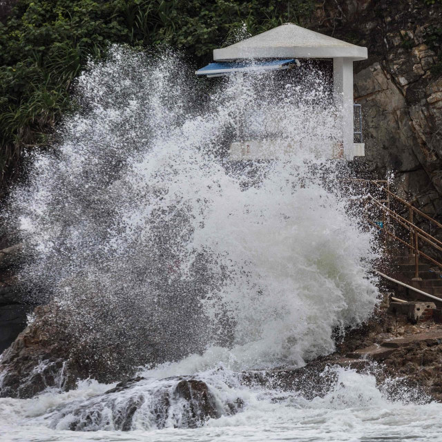 &lt;p&gt;Tajfun je donio visoke valove na obalu Hong Konga&lt;/p&gt;