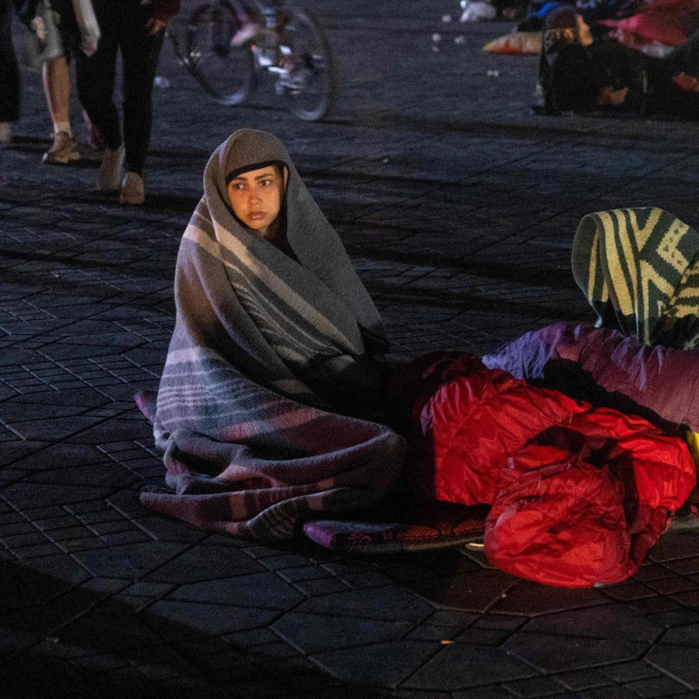 &lt;p&gt;Ljudi spavaju na ulicama Marakeša&lt;/p&gt;