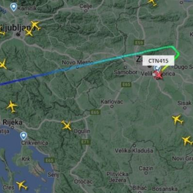 Ruta letenja zrakoplova i nagli okret prema Zagrebu