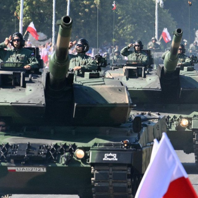 &lt;p&gt;Vojna parada u Poljskoj&lt;/p&gt;