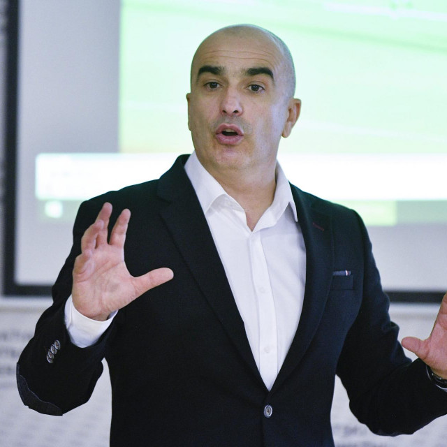 <p>Bruno Marić</p>