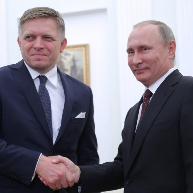 Robert Fico i Vladimir Putin (arhivska fotografija)