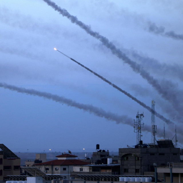 Rakete iz Gaze lete prema Izraelu
