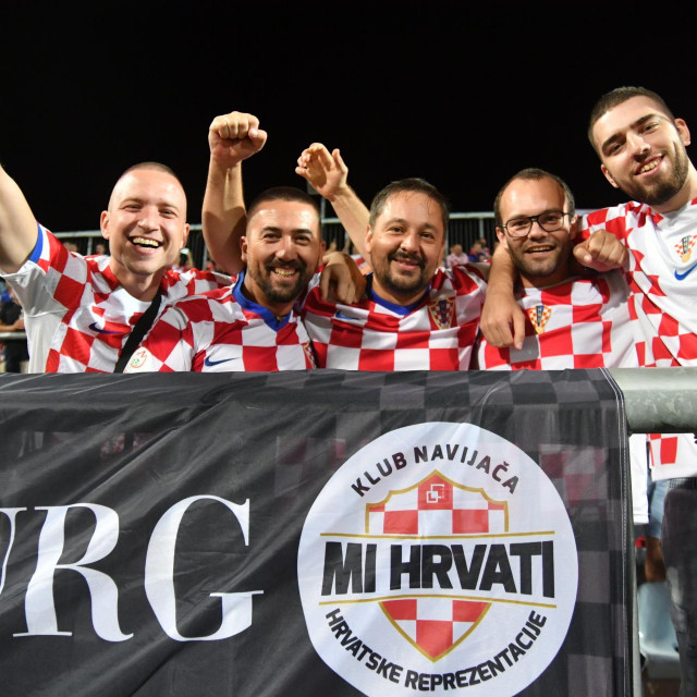 &lt;p&gt;Hrvatski navijači na Rujevici na utakmici s Latvijom&lt;/p&gt;