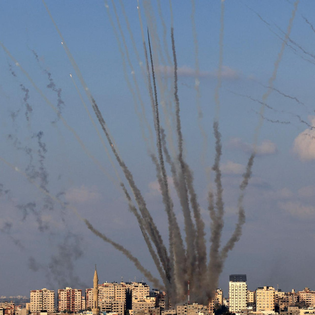 Ispaljivanje raketa u Gazi od strane palestinskih militanata