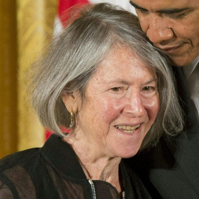 (FILES) US President Barack Obama presents poet Louise Gluck with the 2015 National Humanities Medal during a ceremony in the East Room of the White House in Washington, DC, September 22, 2016. Louise Gluck, the American poet and 2020 Nobel laureate in literature, has died, a Yale University spokeswoman told AFP on October 13, 2023. (Photo by SAUL LOEB/AFP)