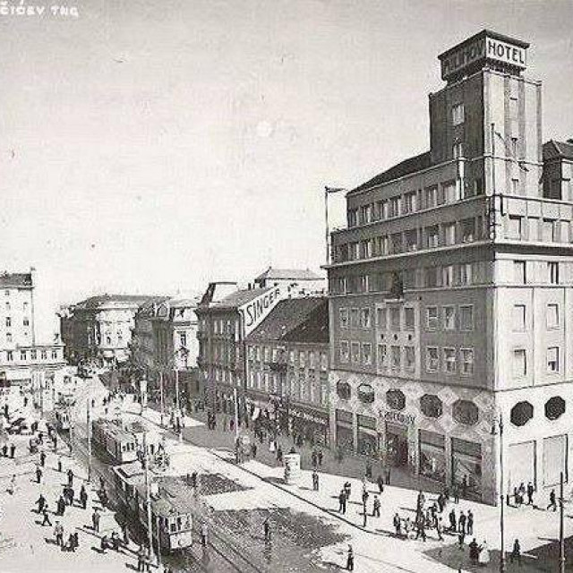 &lt;p&gt;U vrijeme kada je sagrađen, hotel Milinov imao je 96 soba s ukupno 134 kreveta i dva restorana, u prizemlju je bila trgovina s tekstilnim proizvodima njegova vlasnika Svetozara Milinova, a 1937. otvorena je i kavana&lt;/p&gt;