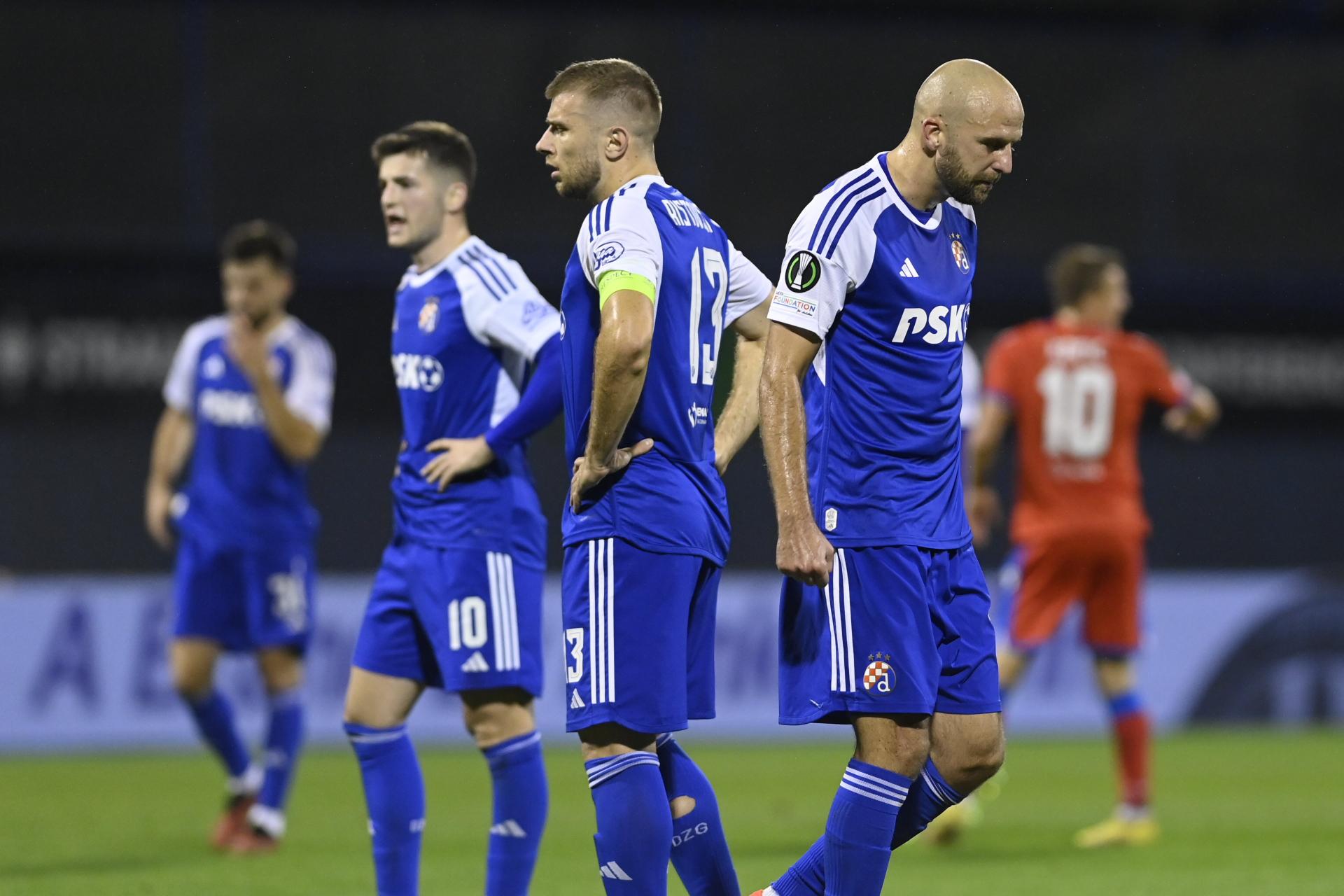 Sportske novosti - 'Žao mi je što se Dinamo doveo u ovu situaciju. Bišćan  je prebrzo smijenjen, a jednog igrača treba istrpjeti