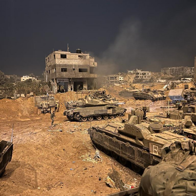 Izraelske trupe i vozila u Gazi