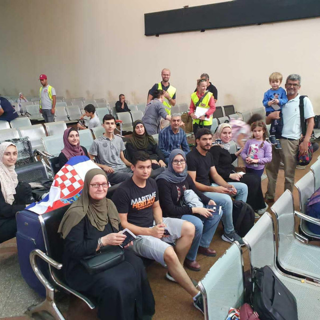 Grupa hrvatskih državljana čeka na graničnom prijelazu u Rafah