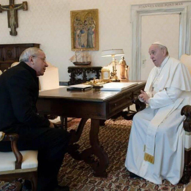 &lt;p&gt;Marko Rupnik i papa Franjo&lt;br&gt;
 &lt;/p&gt;