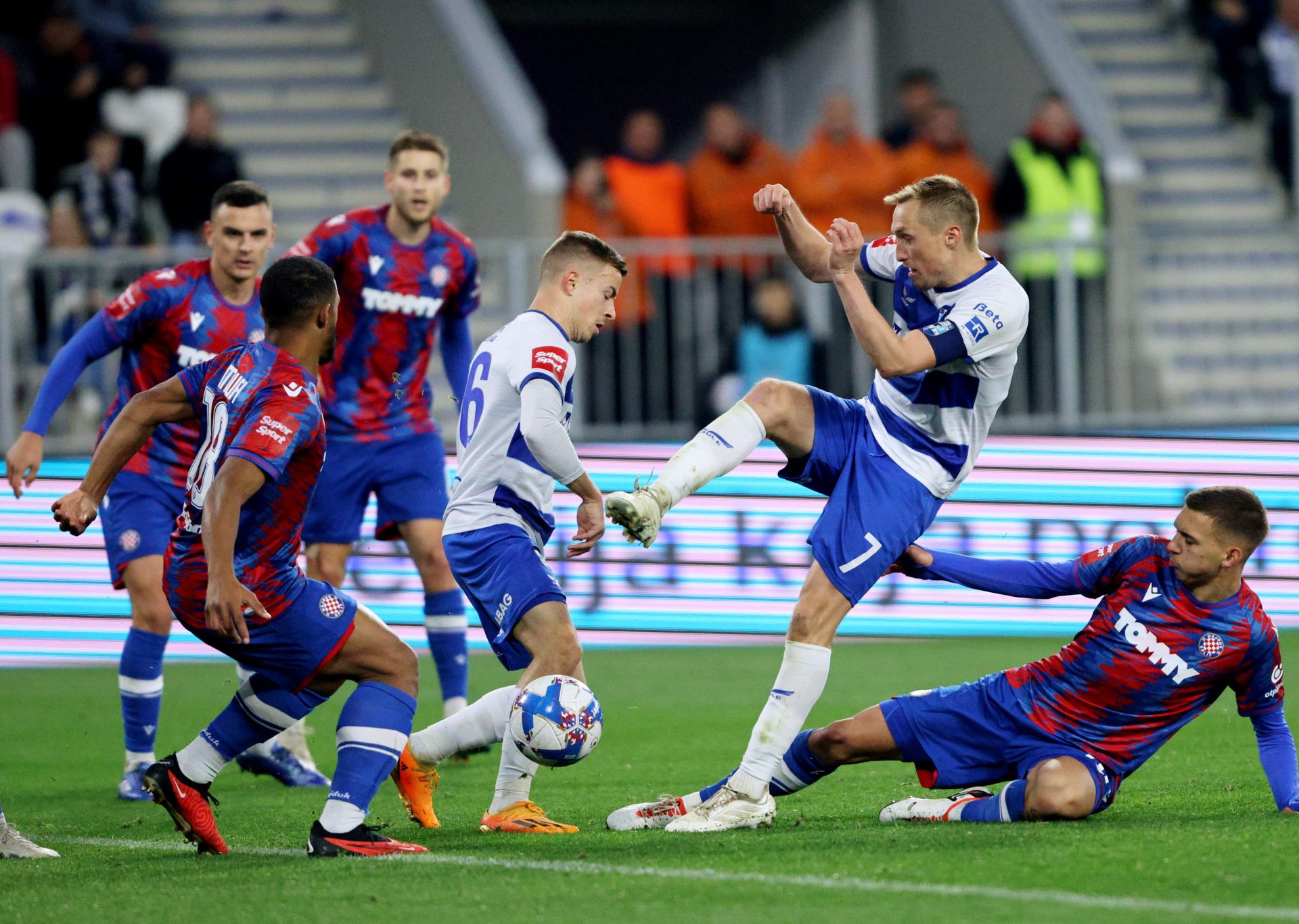 Hajduk slavljem na Opus Areni ponovno na vrhu ljestvice - HRT