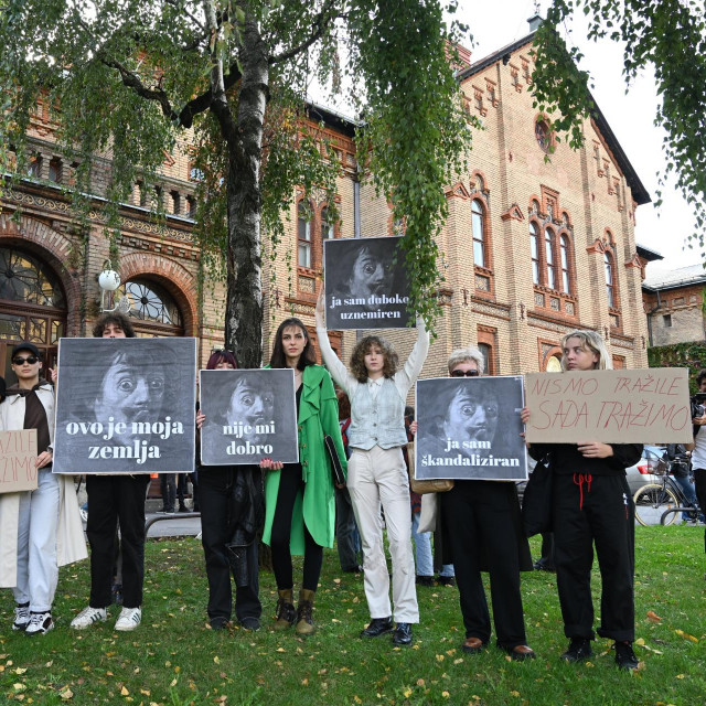 Protest studenata Akademije dramske umjetnosti protiv Ozrena Prohića