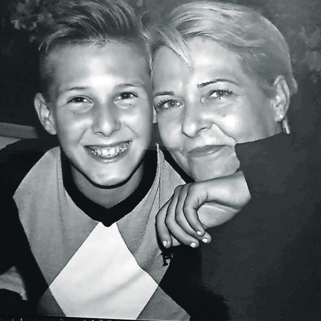 &lt;p&gt;Marco Pašalić s mamom Mirom&lt;/p&gt;