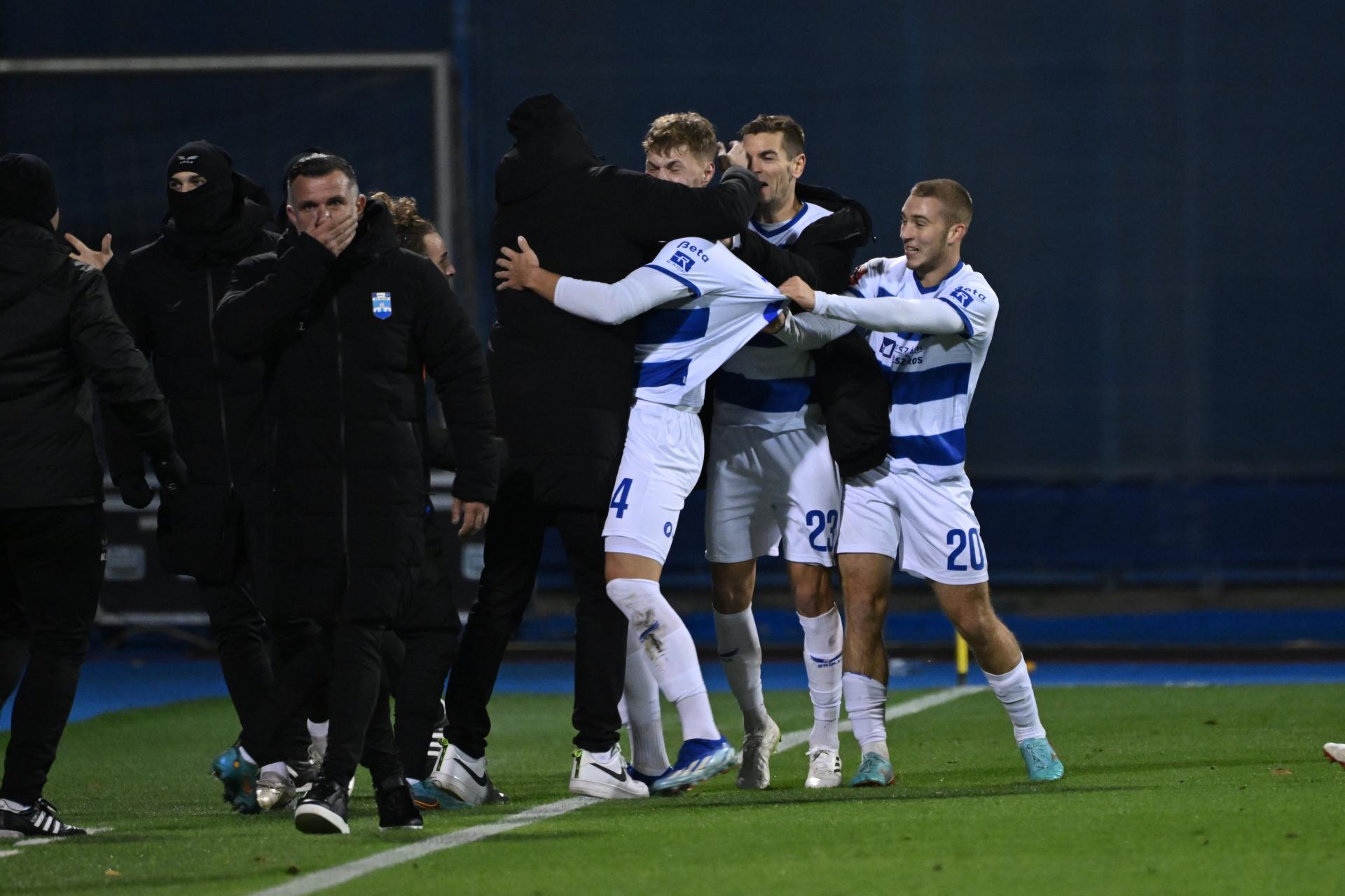  NOGOMET SLUŽBENI PROGRAM NK OSIJEK VS HNK RIJEKA