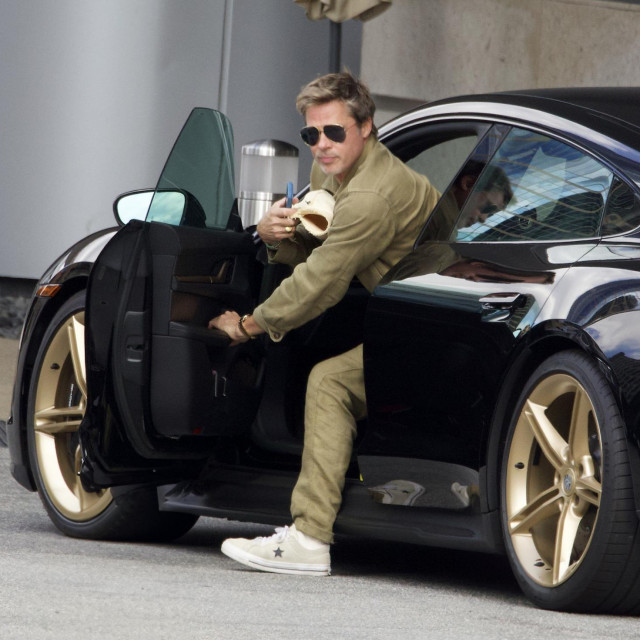 &lt;p&gt;Glumac je nedavno kupio novi automobil, električni Porsche Taycan vrijedan 200 tisuća dolara&lt;/p&gt;