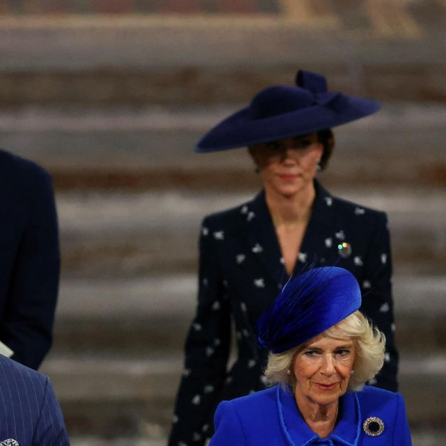 &lt;p&gt;Kralj Charles III, kraljica Camilla, princ William i princeza Kate&lt;/p&gt;