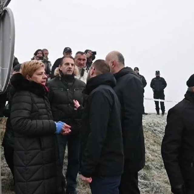 Tomislav Tomašević i građani na Jakuševcu nakon novog odrona planine smeća