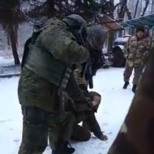 Ruski vojnici zlostavljaju suborce u Ukrajini/Ilustracija
