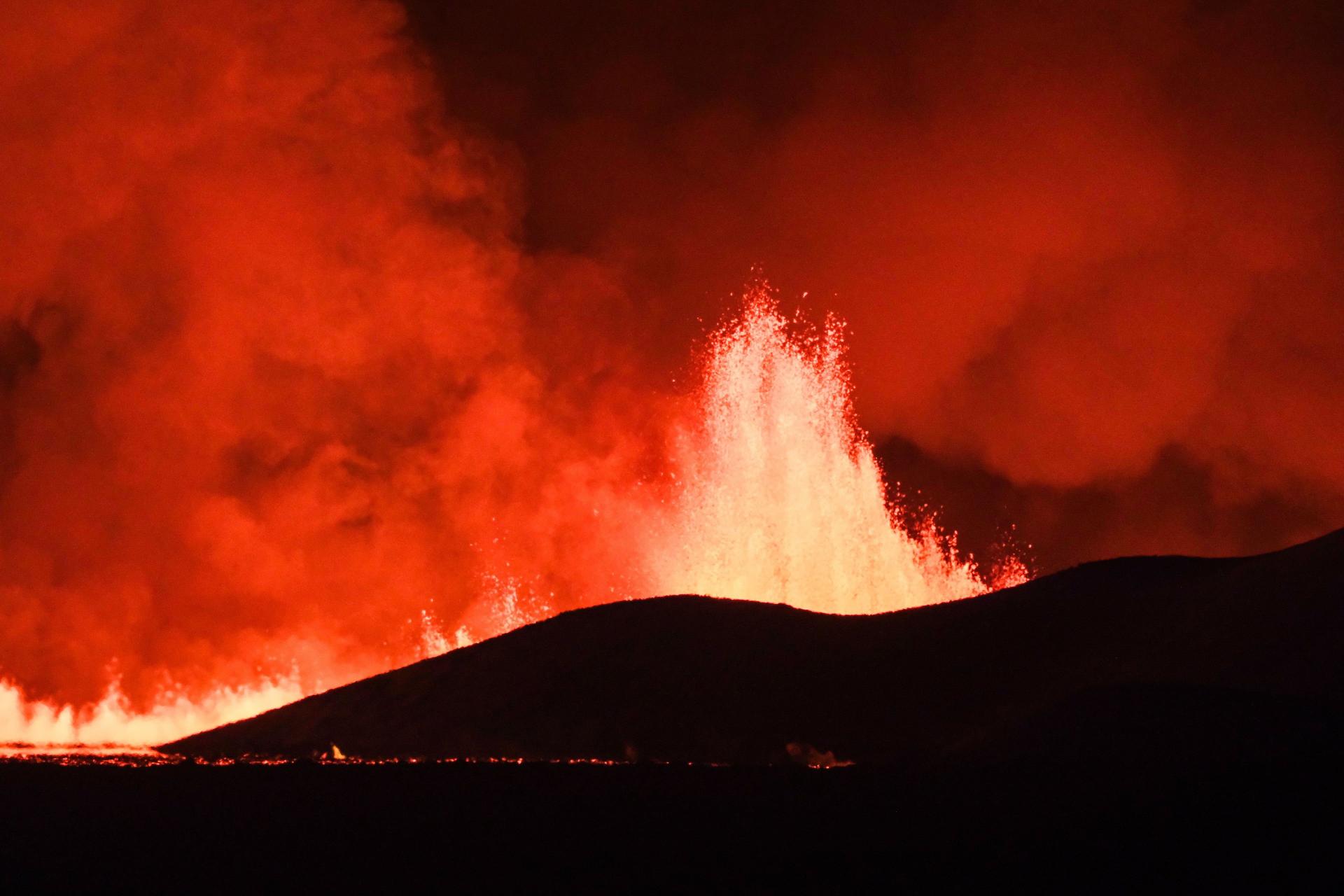 Erupcija vulkana na Islandu 31605551