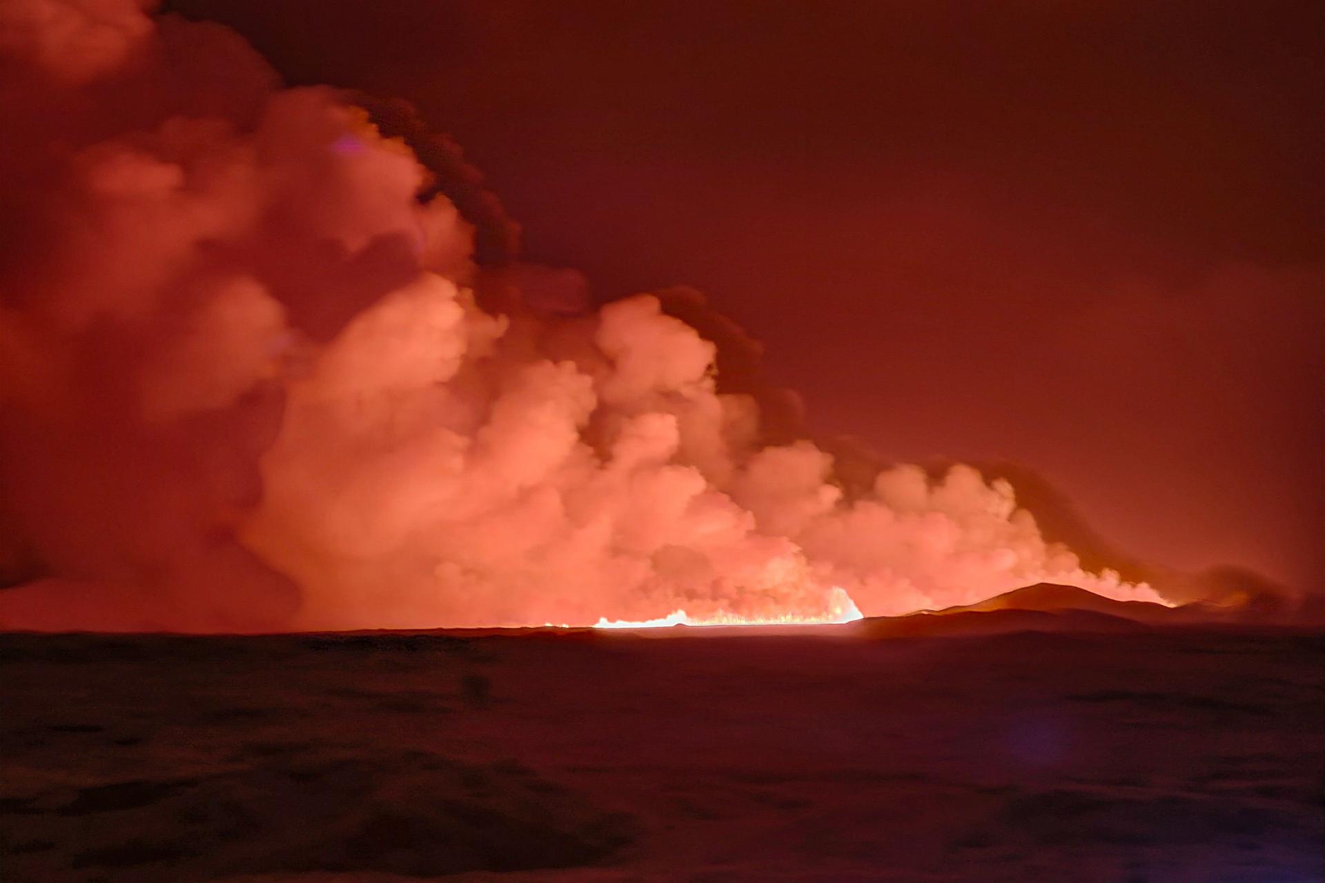 Erupcija vulkana na Islandu 31605625