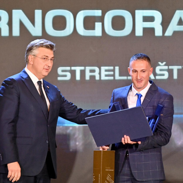 &lt;p&gt;Najboljem hrvatskom sportašu Giovanniju Cernogorzu nagradu je uručio premijer Plenković&lt;/p&gt;