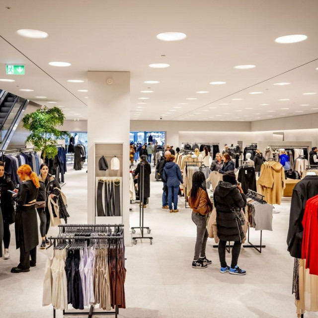 &lt;p&gt;Najveća Zara trgovina na svijetu nedavno je otvorena u Maasstadu&lt;/p&gt;